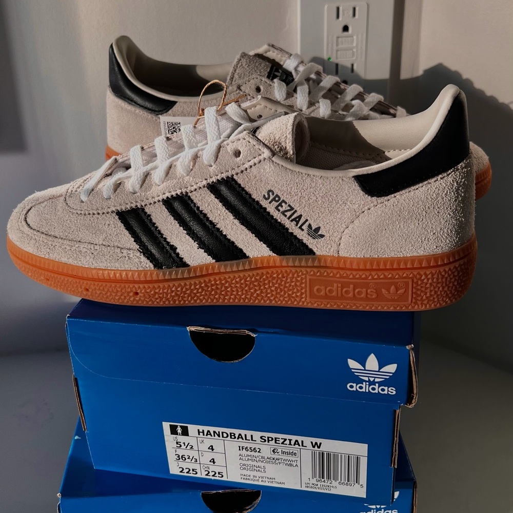 Adidas Spezial Women Sneakers - Gray and Black with Gum Sole